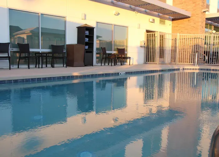 Hotel Express & - - Airport North By Ihg 3*
